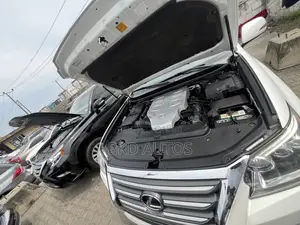 Lexus GX 460 Base 2016 White