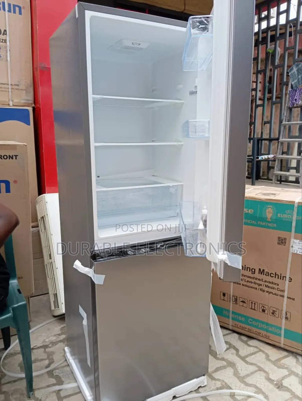 Hisense Refrigerator 225 Litres