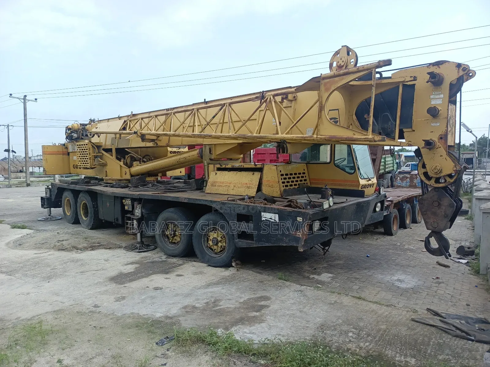 80 Tons Motor Crain