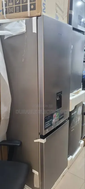 Hisense Refrigerator 264l