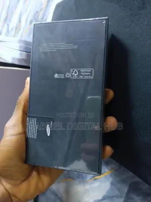New Samsung Galaxy S22+ 5G 128 GB Purple