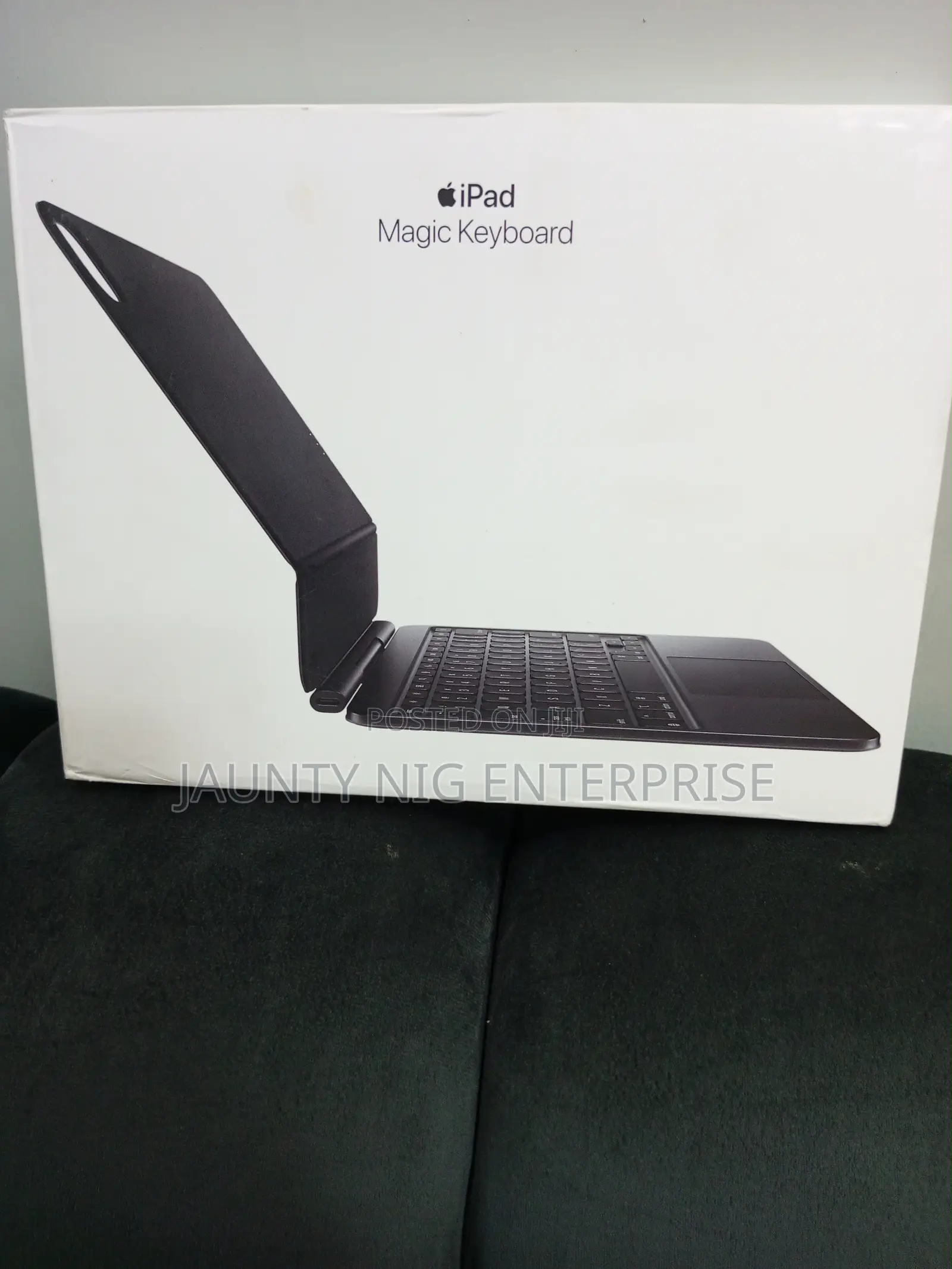 Apple Magic Keyboard Folio for iPad