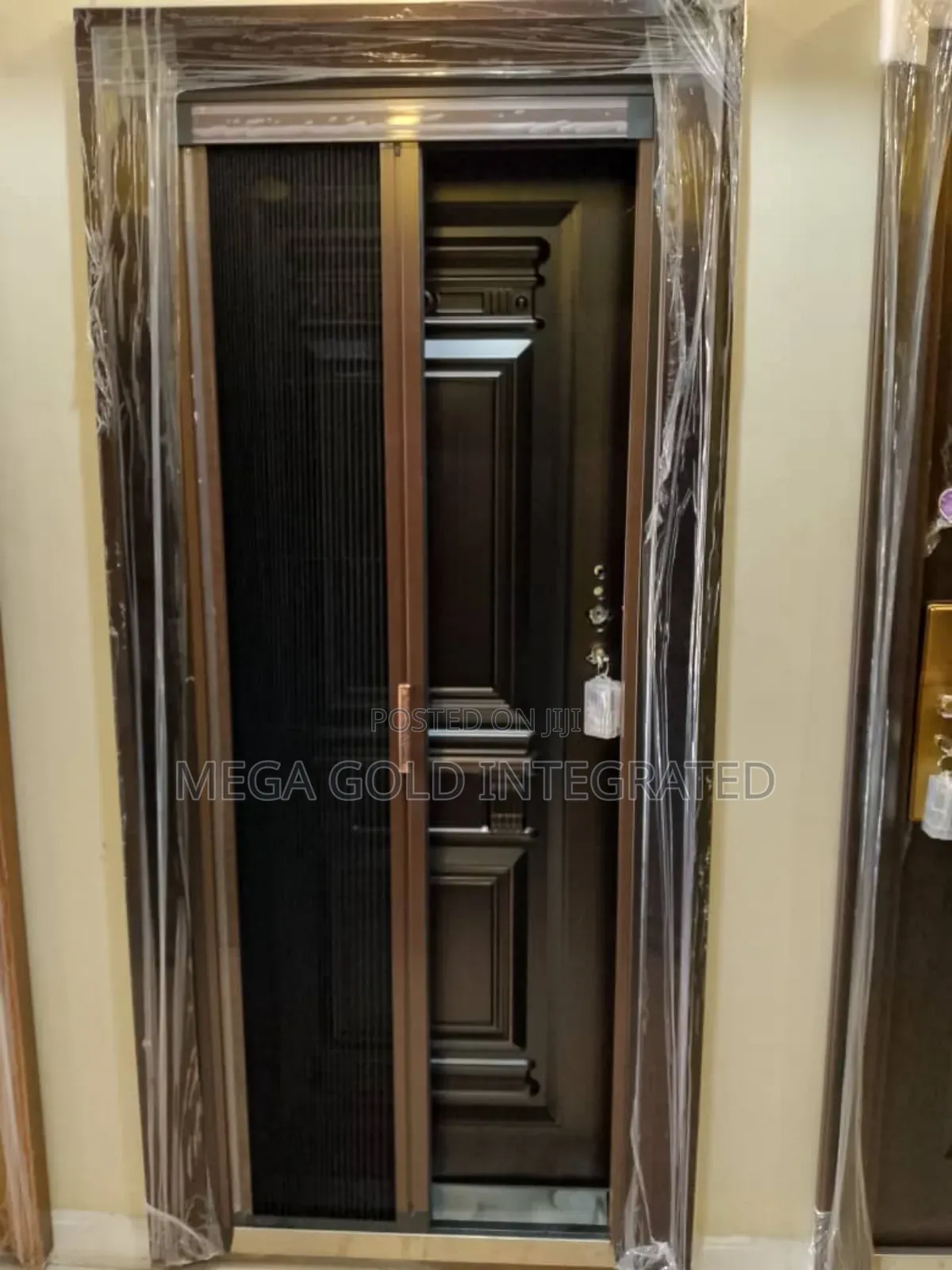 Luxury Door With Net