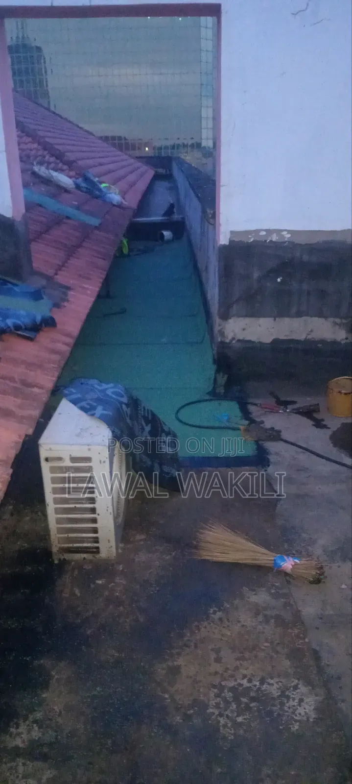 Roofing Felt Installation And Waterproof