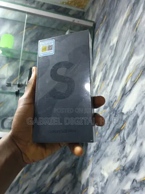 New Samsung Galaxy S22 Ultra 512 GB Green