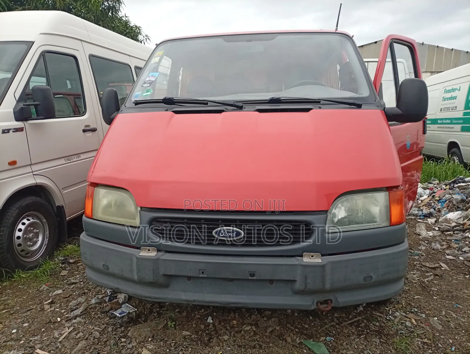 Ford Transit 1999 Red