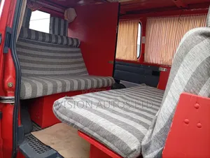 Ford Transit 1999 Red