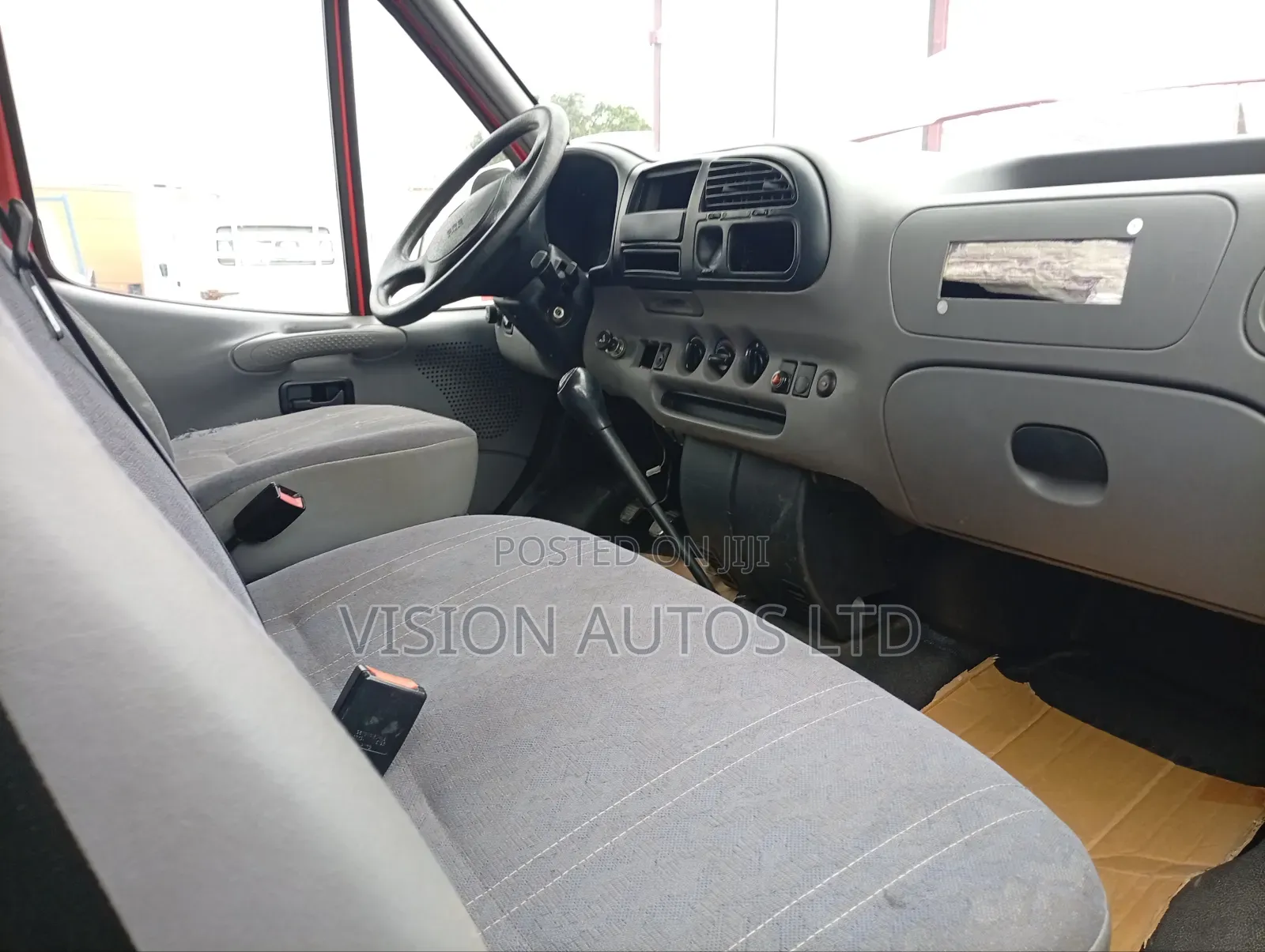 Ford Transit 1999 Red