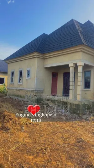 Furnished 6bdrm Bungalow in Kestine, Ugheli for sale