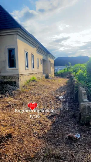 Furnished 6bdrm Bungalow in Kestine, Ugheli for sale