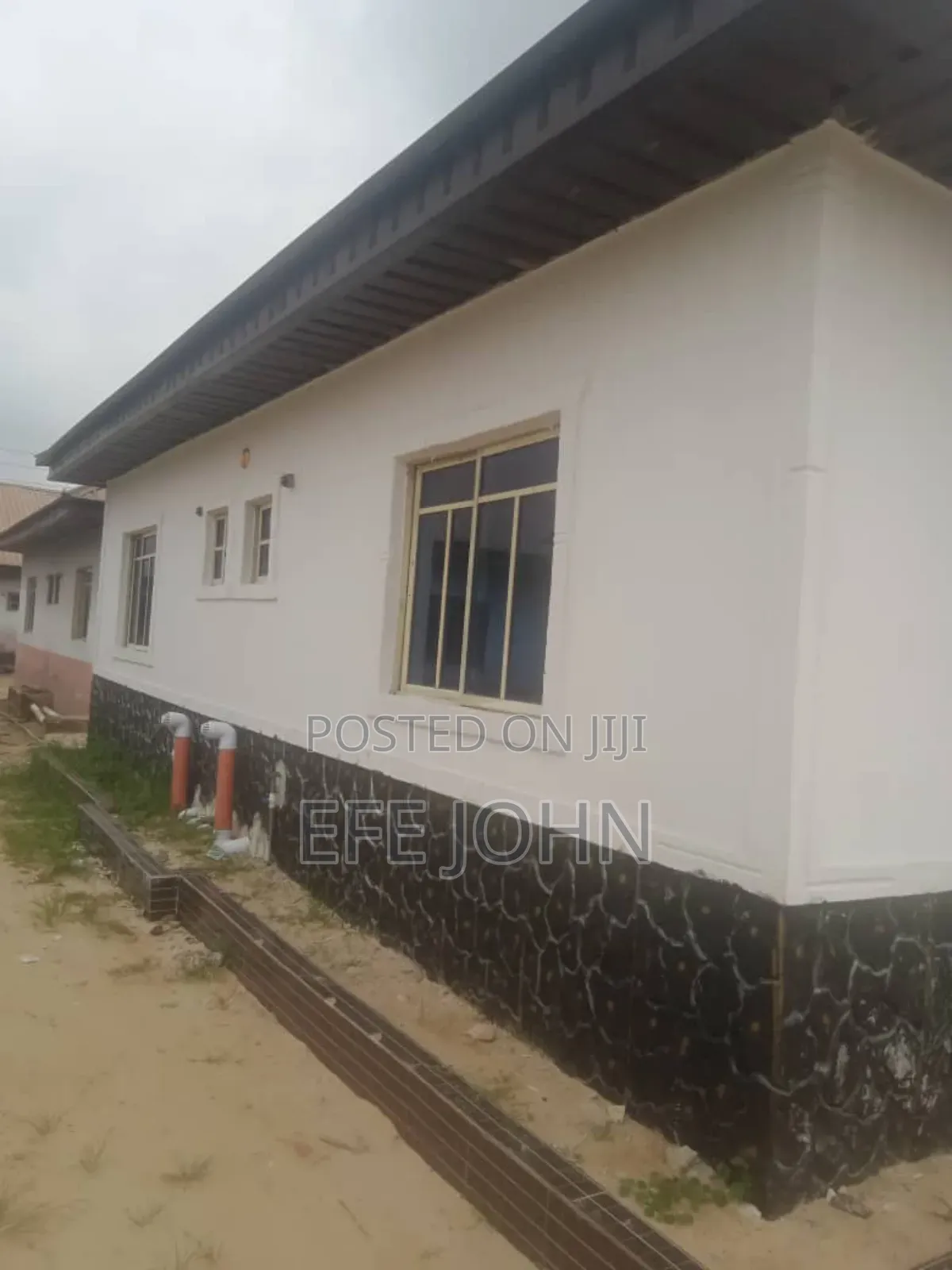 Furnished 6bdrm Bungalow in Kestine, Ugheli for sale