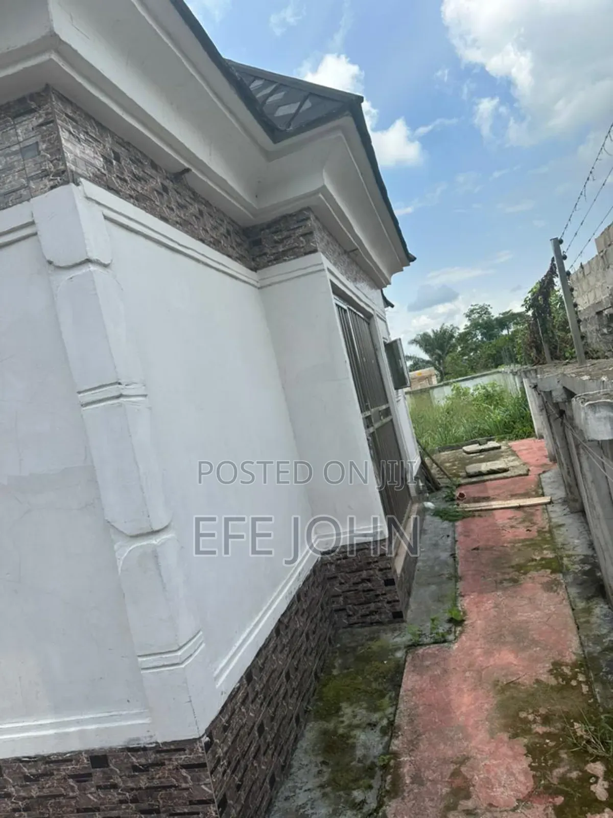 Furnished 6bdrm Bungalow in Kestine, Ugheli for sale