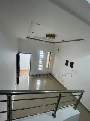 4bdrm Duplex in Chevron Toll Gate for rent