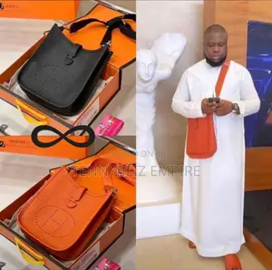 Fashion-Forward Iconic Hermes Leather Crossbody Bag