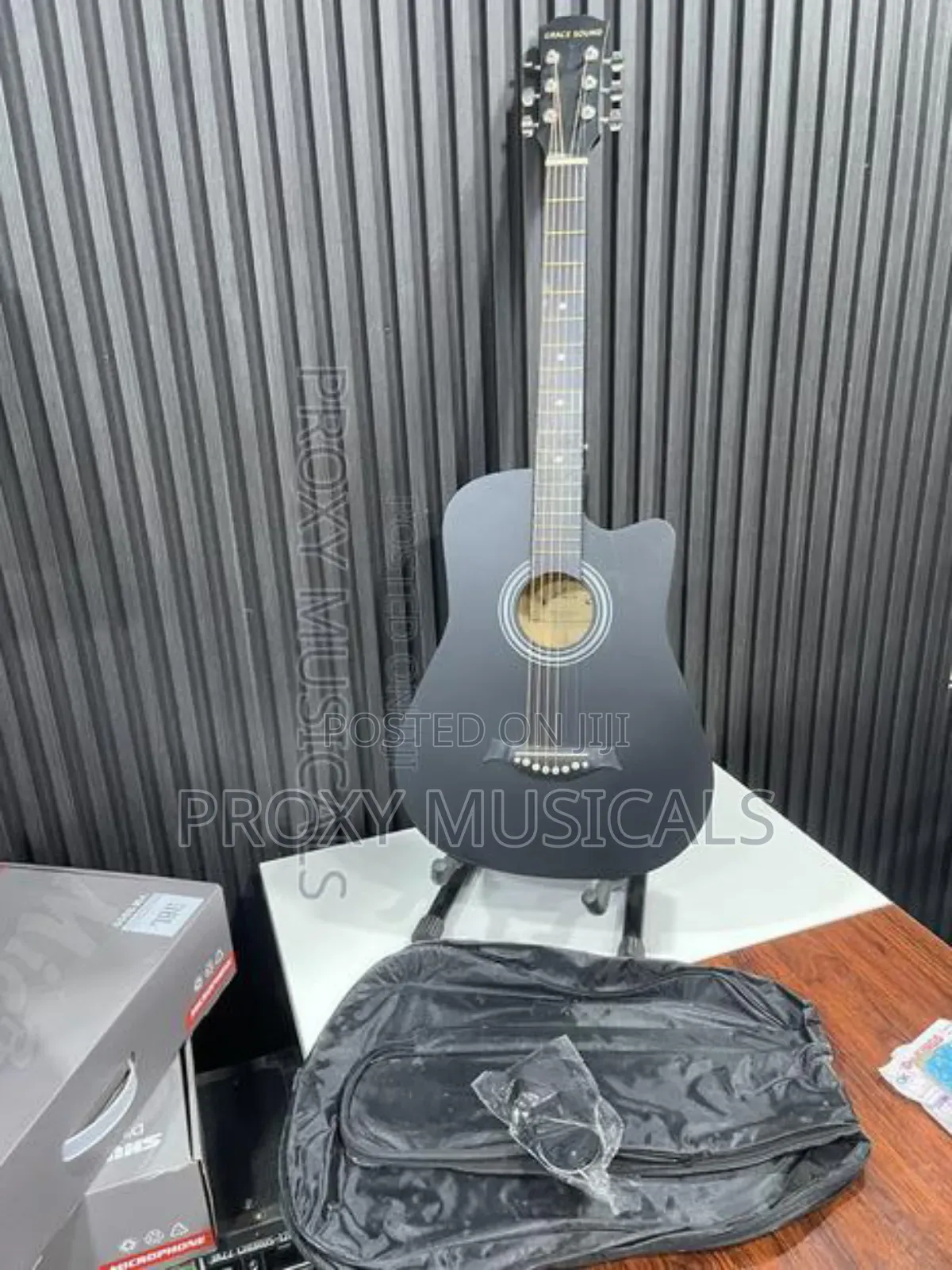 Acoustic Guitar Grace Sound