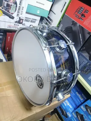 Photo - Drummer Boss Professional Wooden Snare Drum