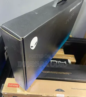 New Laptop Alienware Area-51m 32GB Intel Core Ultra 9 SSD 1T
