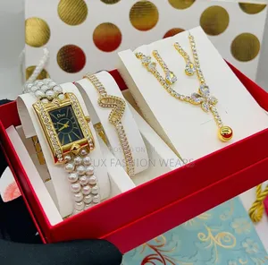 Photo - Dior Ladies High Quality Wrist Watch