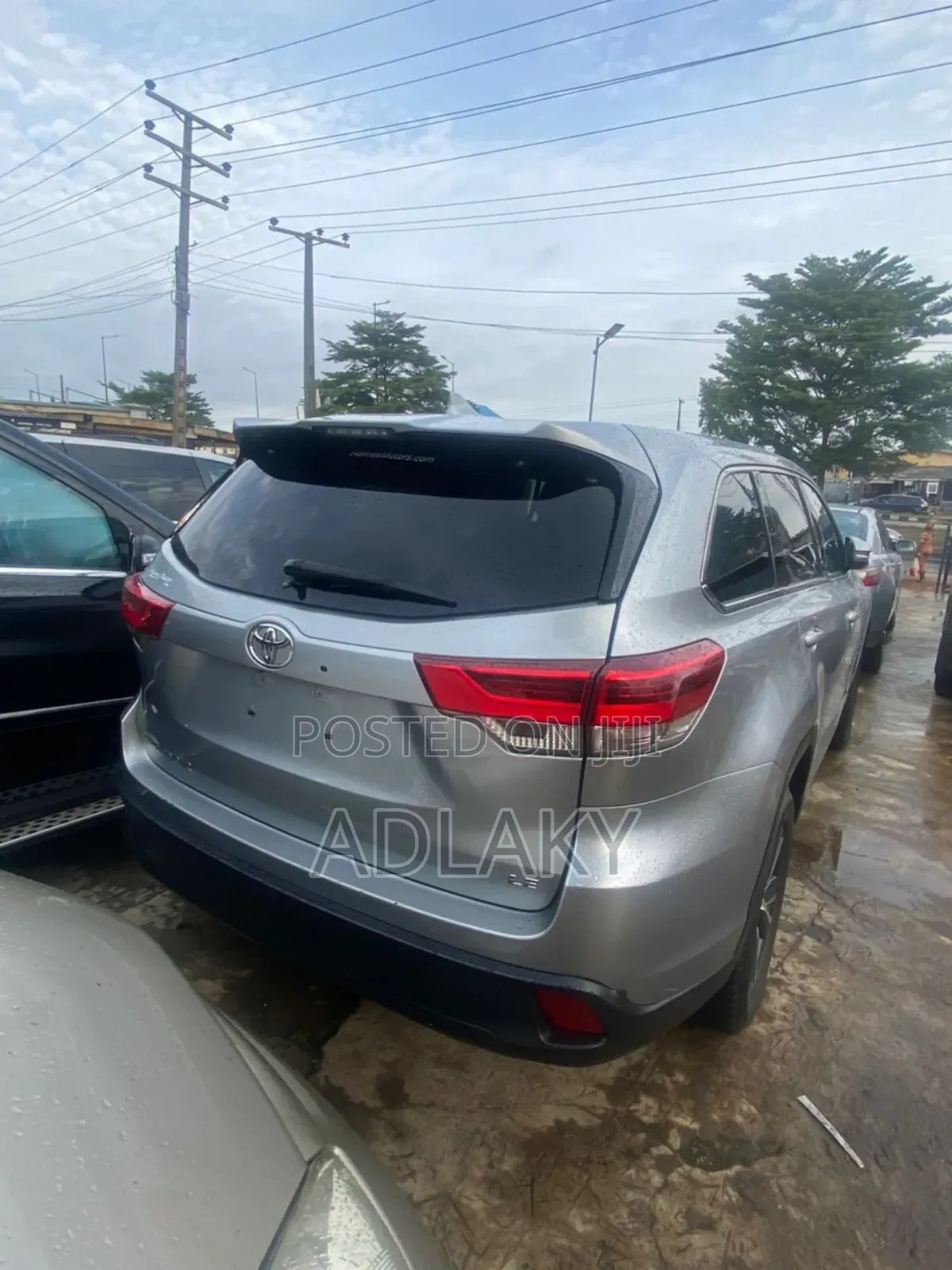 Toyota Highlander LE 2019 Silver