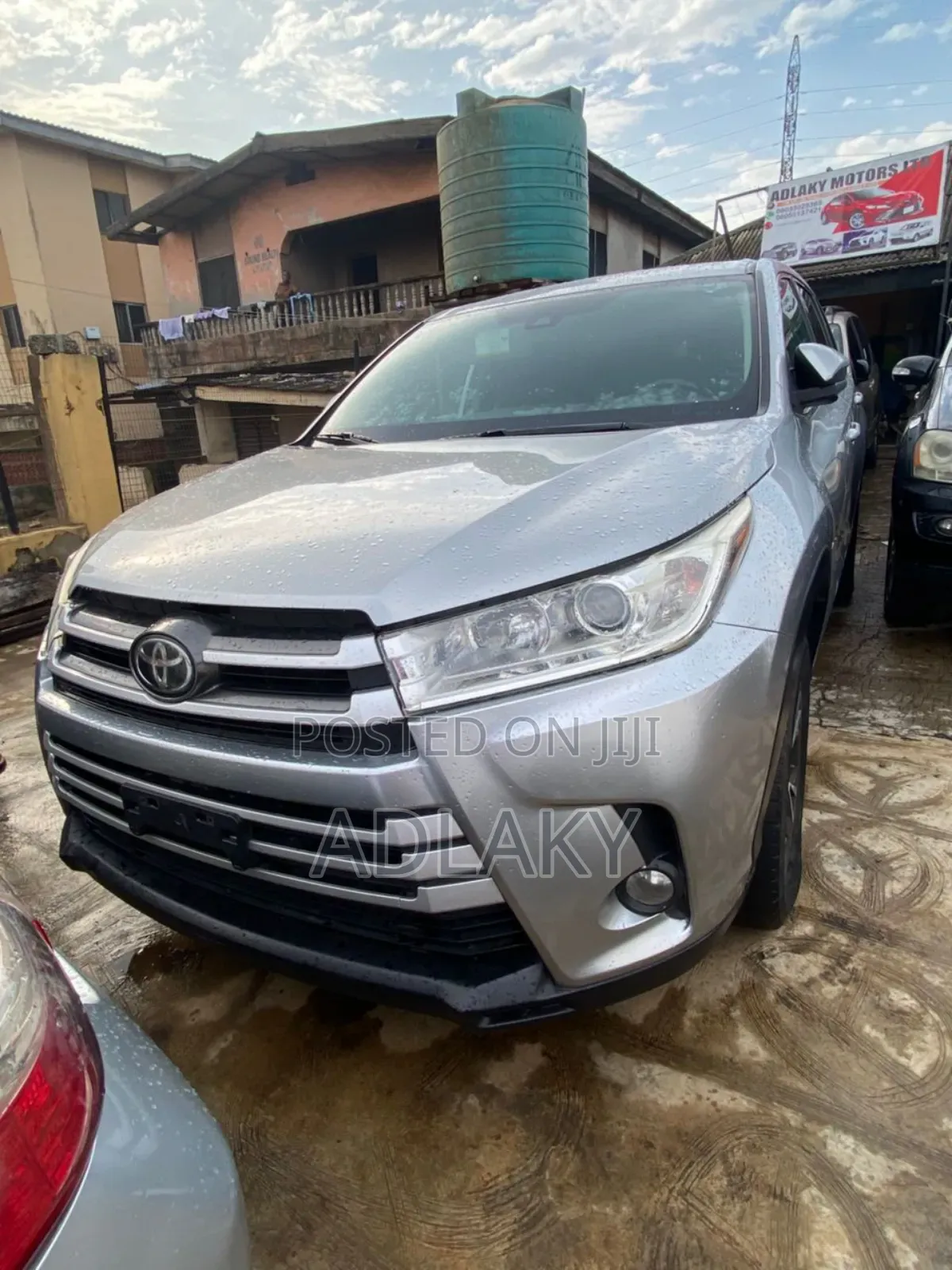 Toyota Highlander LE 2019 Silver