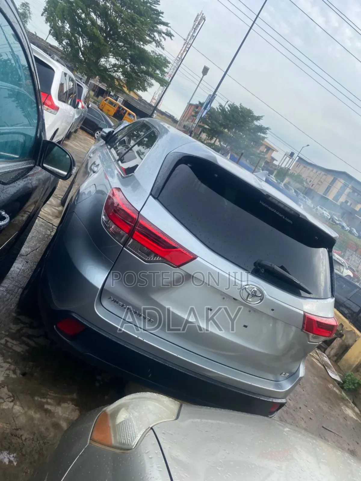 Toyota Highlander LE 2019 Silver