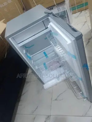 Freespace Fridge: Aeon Ars100g 90l Table‐Top
