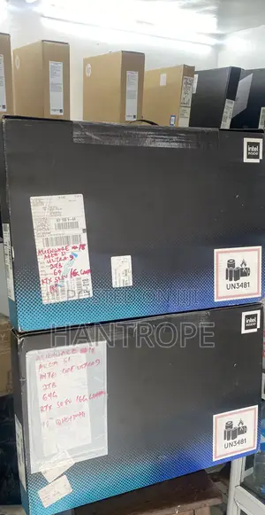 New Laptop Alienware Area-51m 64GB Intel Core Ultra 9 SSD 2T