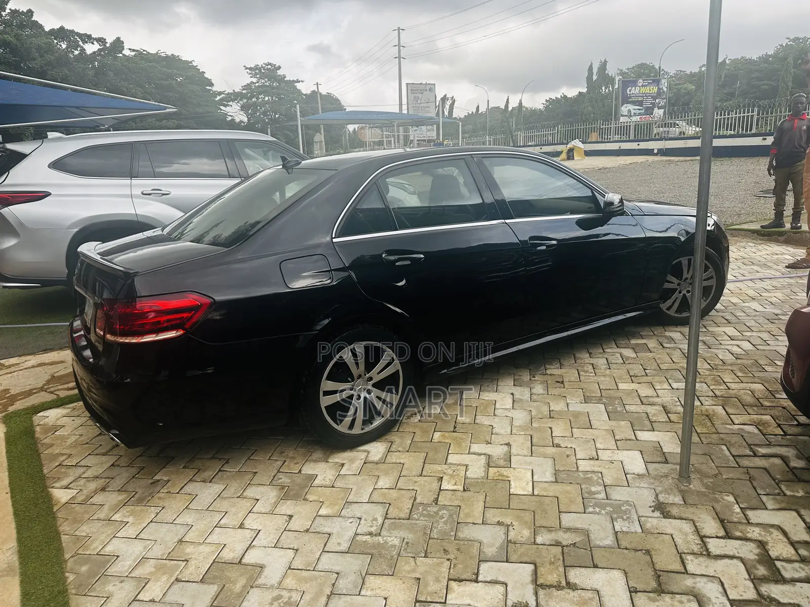 Mercedes-Benz E350 2012 Black