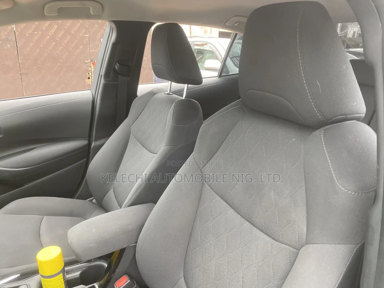 Toyota Corolla LE 2020 Silver