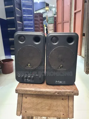 Photo - Behringer Monitor Speaker Ms16