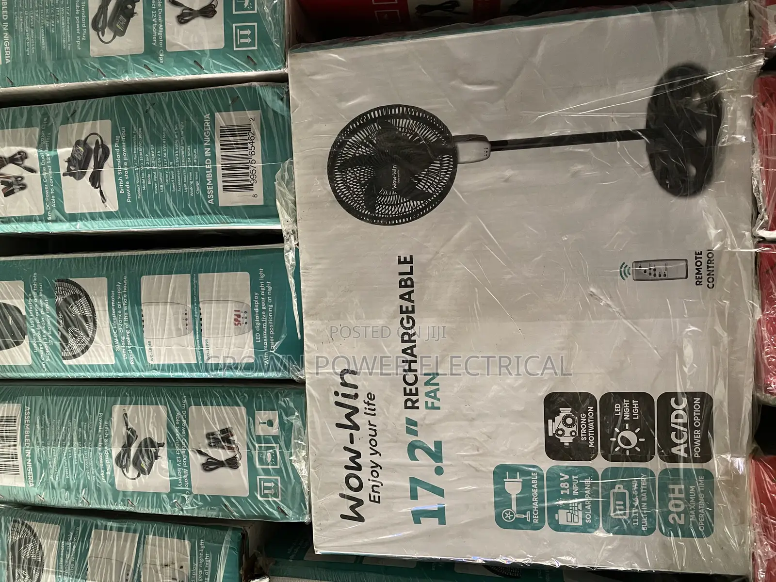 Wow Win 17.2” Rechargeable Fan With Solar Panel