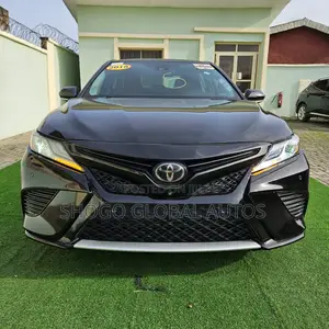 Toyota Camry XSE FWD (2.5L 4cyl 8AM) 2018 Black
