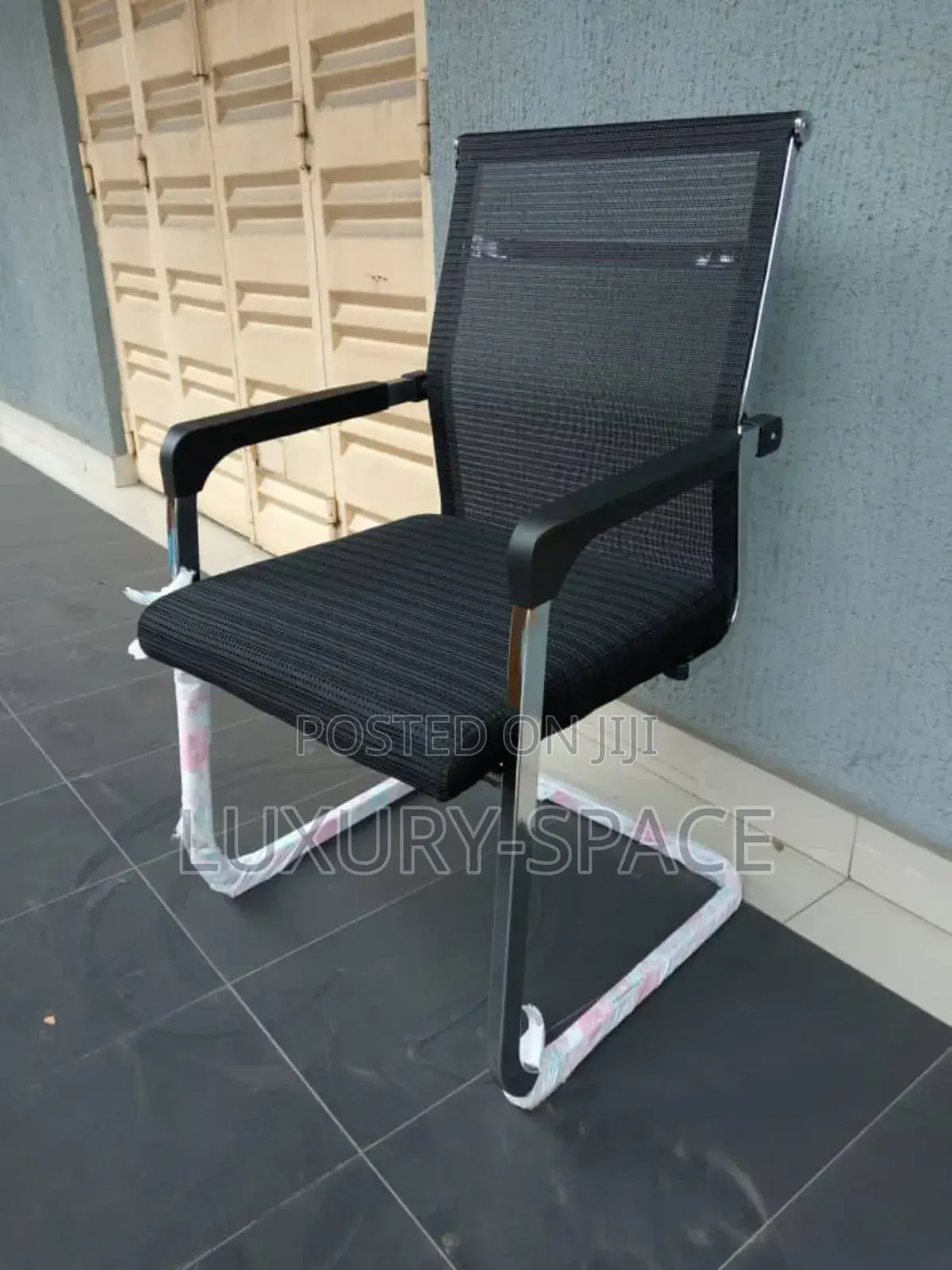Quality Simple Visitors Mesh Chair