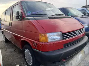 Volkswagen Transporter 2005 Red