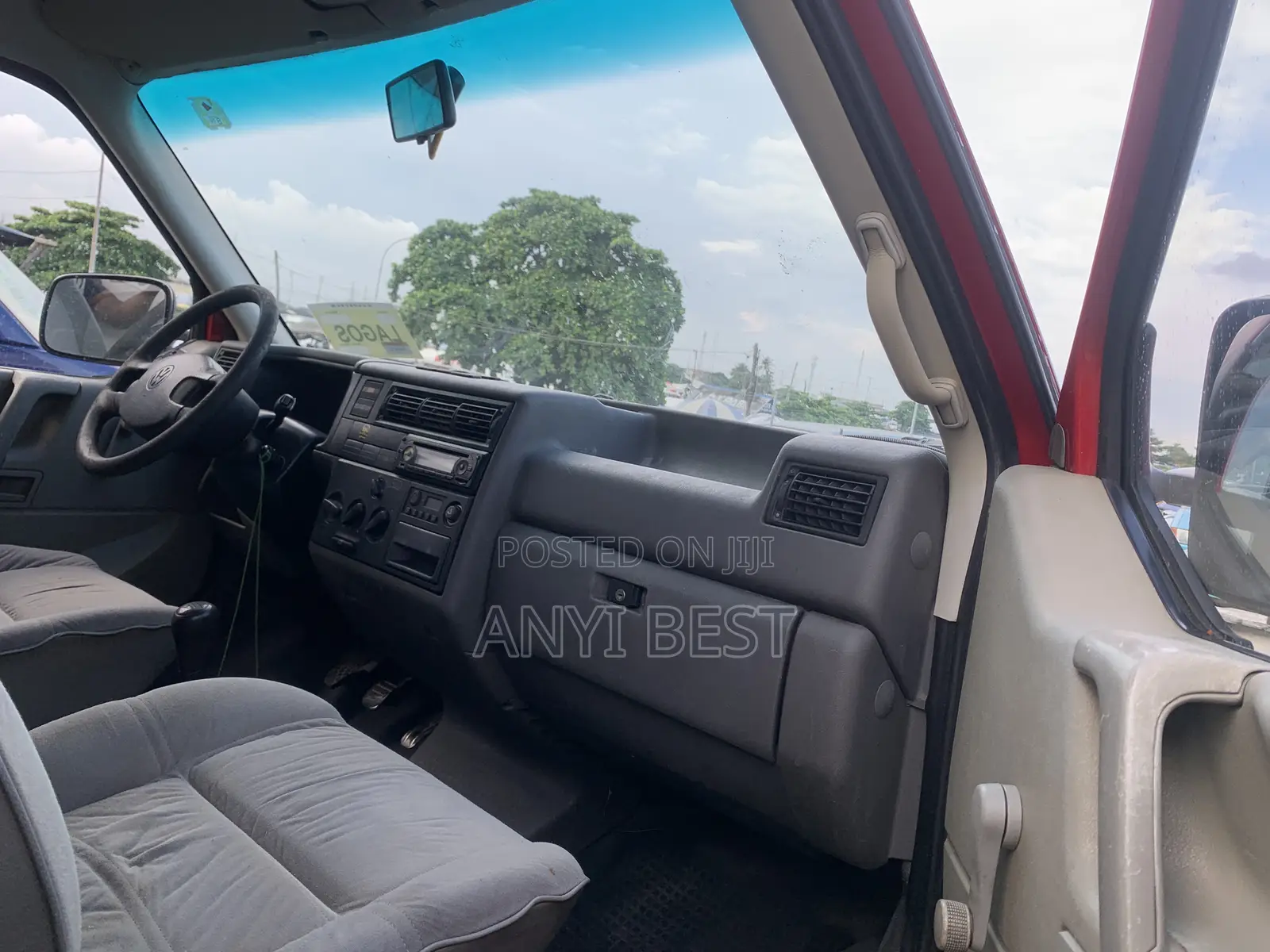 Volkswagen Transporter 2005 Red