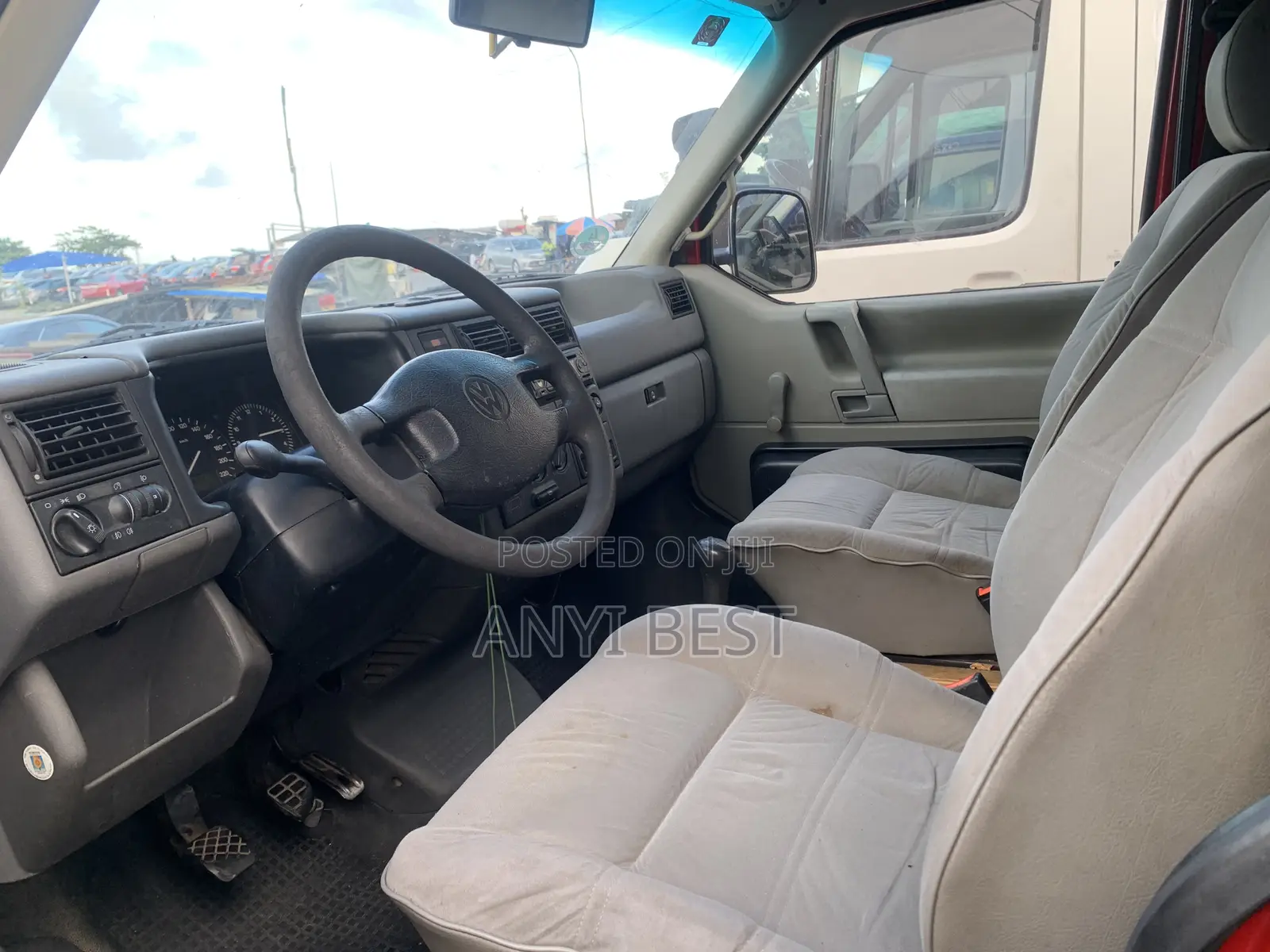 Volkswagen Transporter 2005 Red