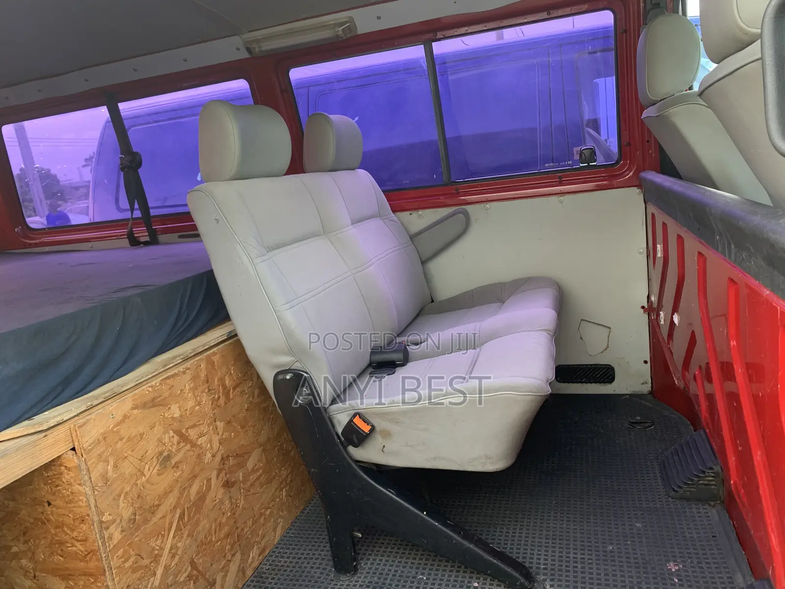 Volkswagen Transporter 2005 Red