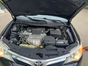 Toyota Camry XLE 4dr Sedan (2.5L 4cyl 6A) 2012 Black