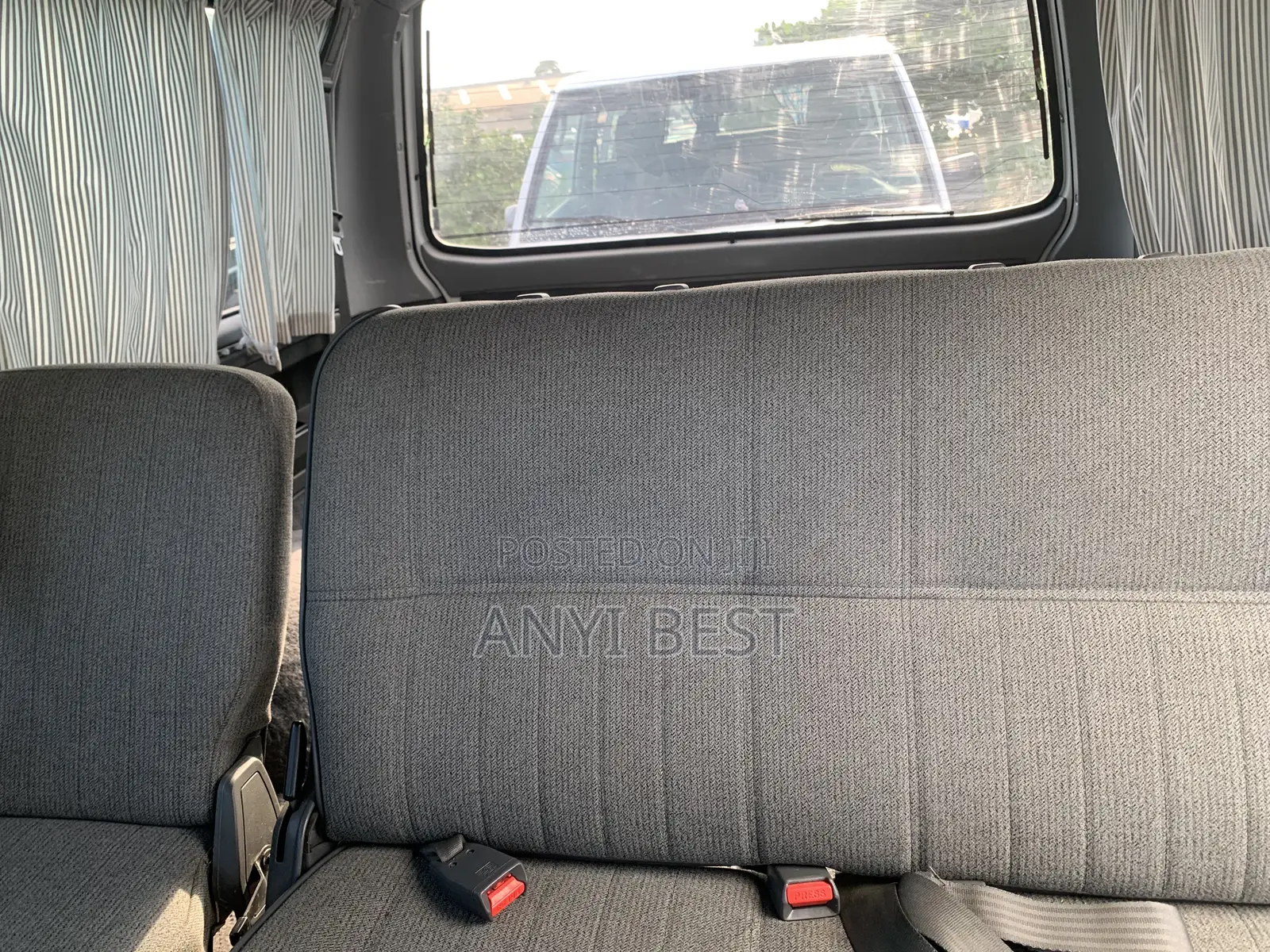 Mitsubishi L300 2000 White