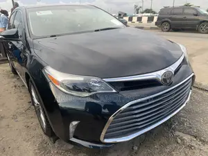 Toyota Avalon Limited FWD Sedan (3.5L V6 8A) 2019 Gray