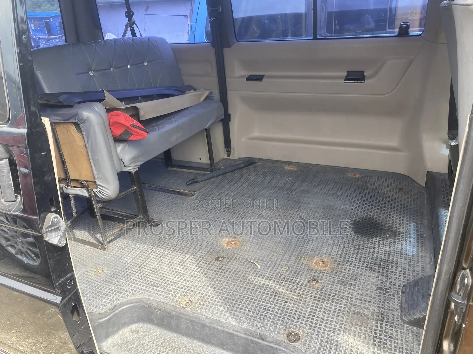 Volkswagen Transporter 2005 Brown
