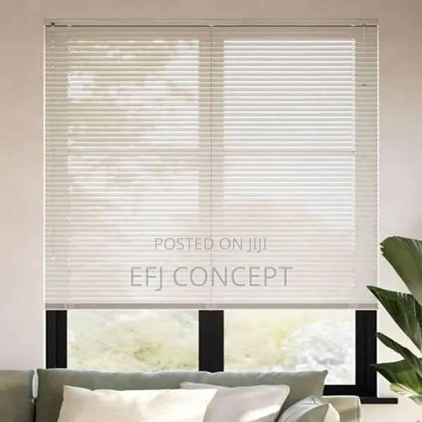 Alabaster 25mm Venetian Window Blind