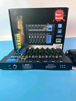 Professional Yamaha Maxer 7 Channels