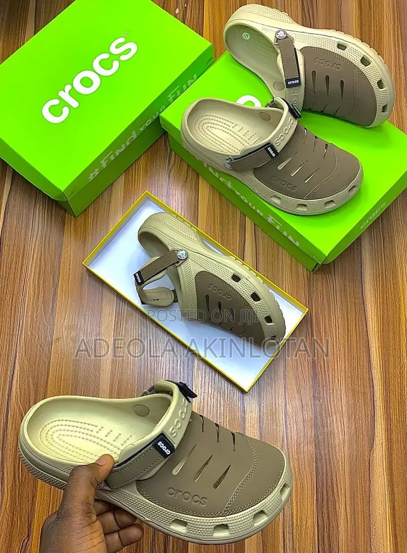 Original Yukon Crocs Slides