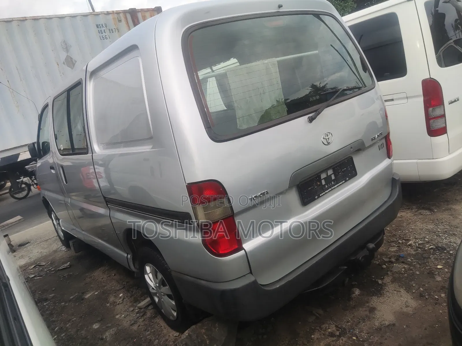 Toyota HiAce 2003 Silver