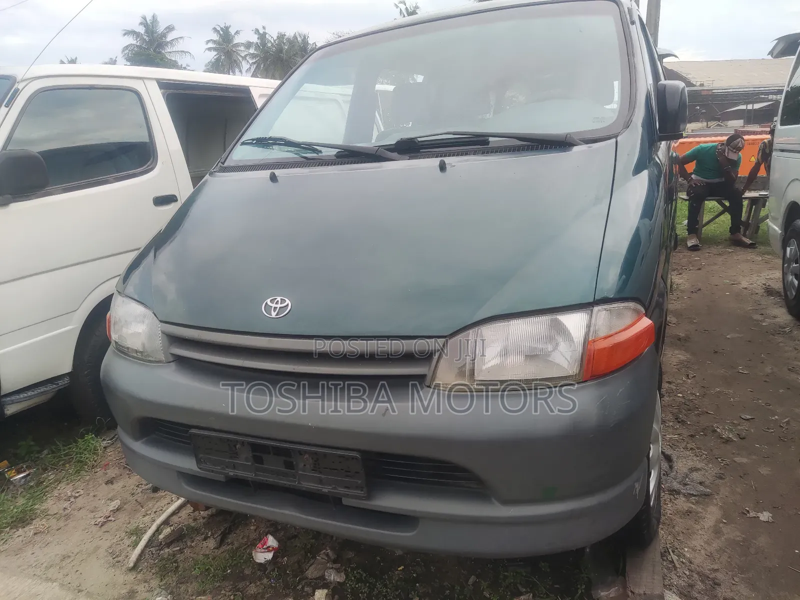 Toyota HiAce 2004 Blue