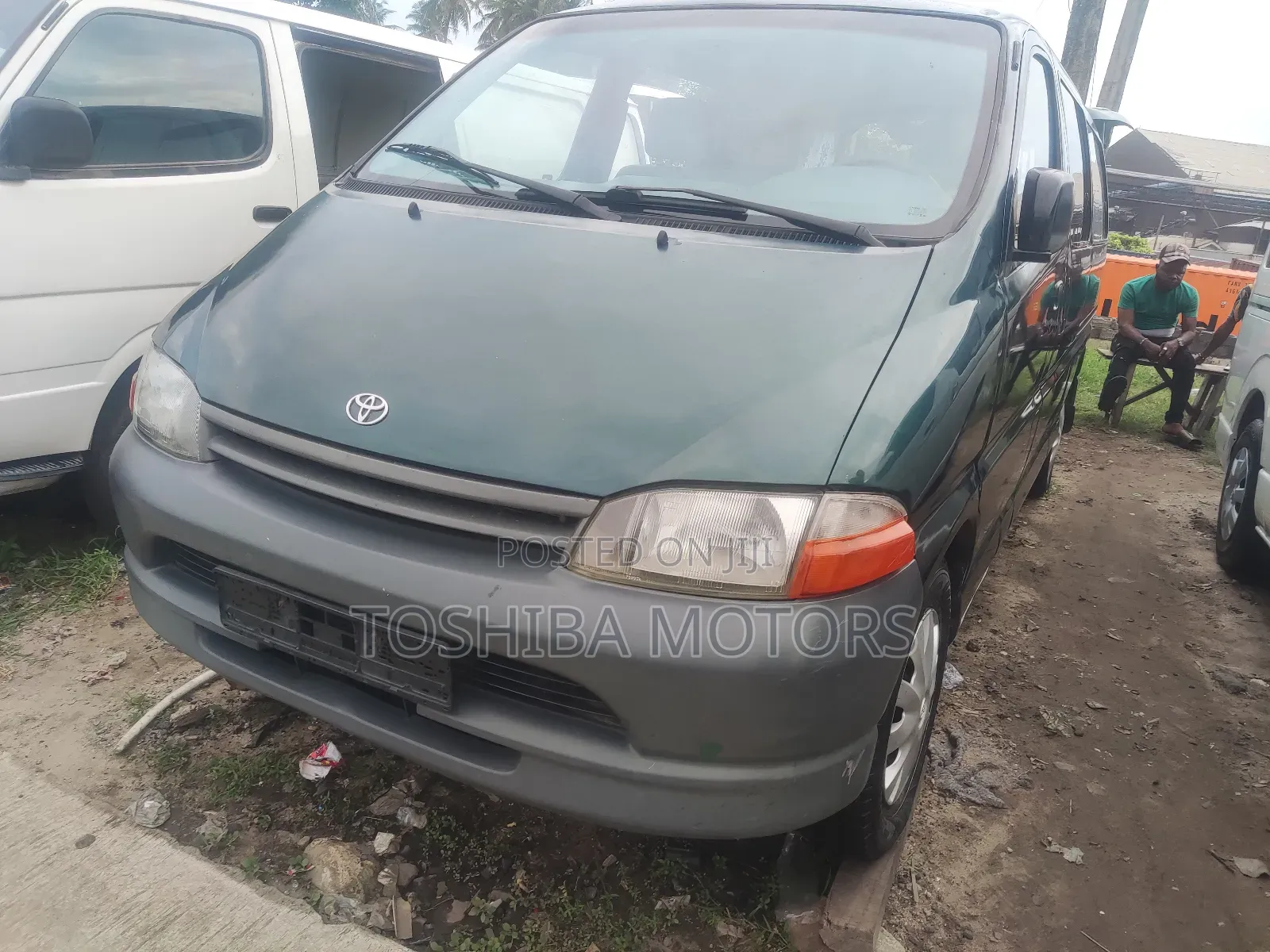 Toyota HiAce 2004 Blue