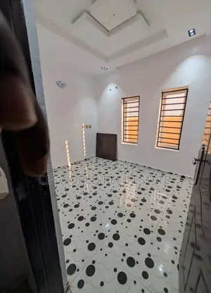 4bdrm Bungalow in Eleyele Gra for sale