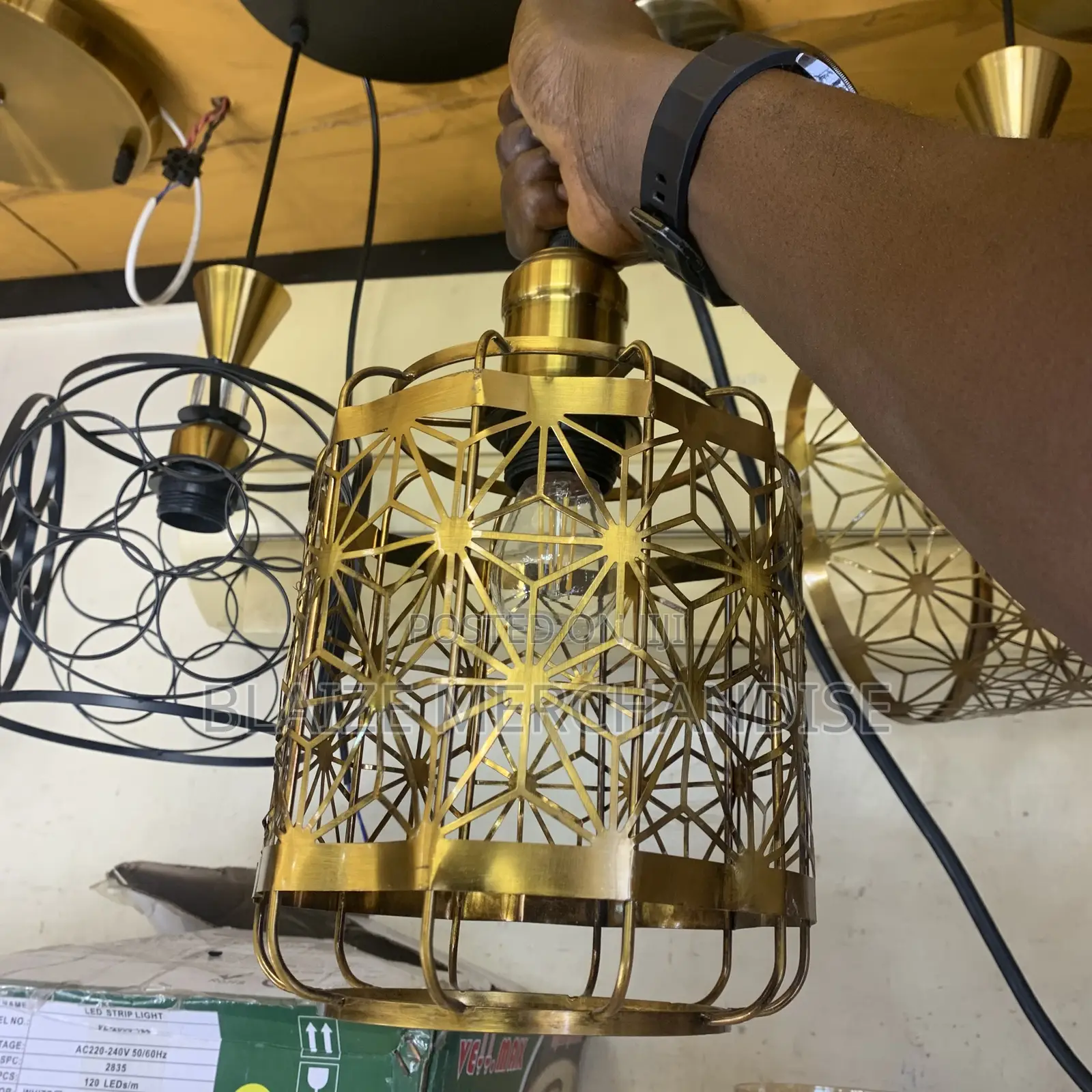 Dropping Pendant Chandelier Light