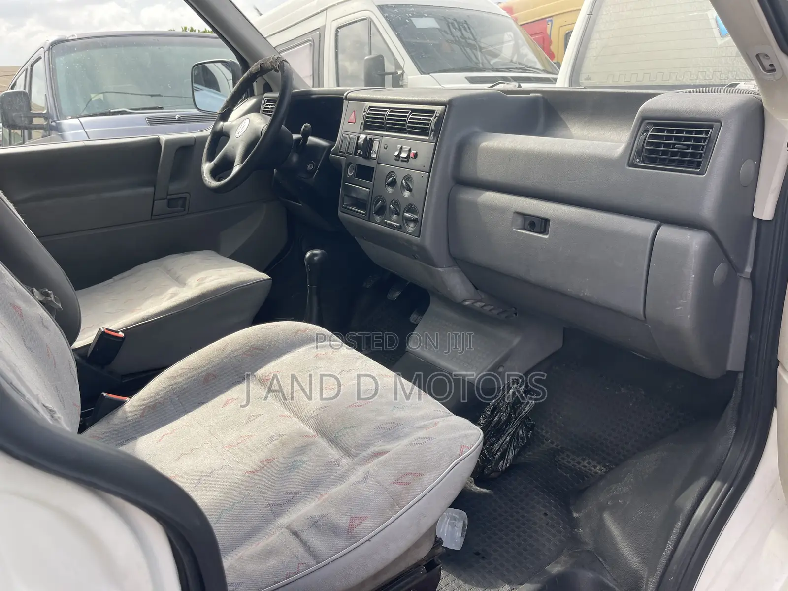 Volkswagen Transporter 2006 White
